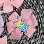 Pinwheel Bow With Centre