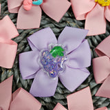 Pinwheel Bow With Centre