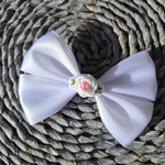 Hand embroidered bow 4" Clip